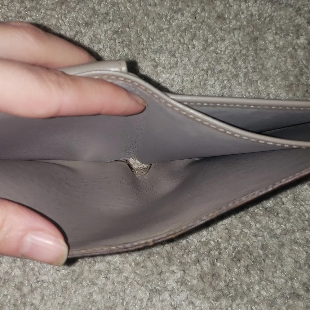 Louis Vuitton Grey Epi bifold wallet Authentic